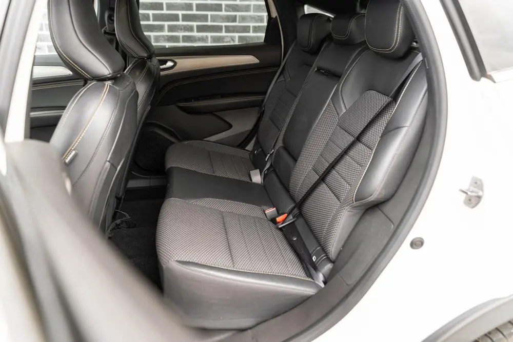 Renault Arkana 1.6 E-Tech full hybrid 145 Techno uit 2023, foto 11