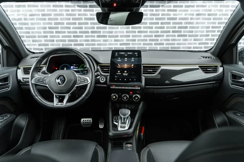 Renault Arkana 1.6 E-Tech hybrid 145 E-Tech engineered uit 2023, foto 2