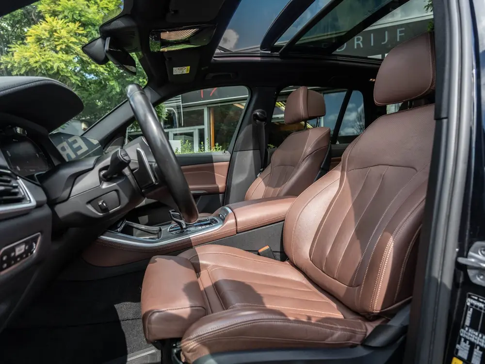 BMW X5 XDrive45e High Executive uit 2021, foto 20