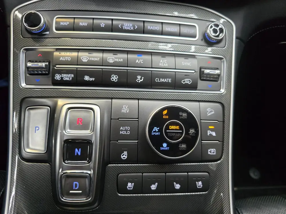 Hyundai SANTA FE 1.6 T-GDI PHEV Premium Sky 7p. Leder Pano uit 2023, foto 16