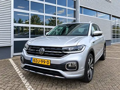 Volkswagen T-Cross 1.0 TSI 110pk 7-DSG R-Line (bj 2023) uit 2023