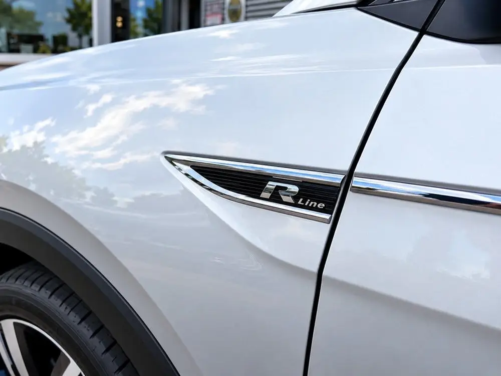 Volkswagen T-Cross 1.0 TSI 110pk 7-DSG R-Line (bj 2023) uit 2023, foto 8