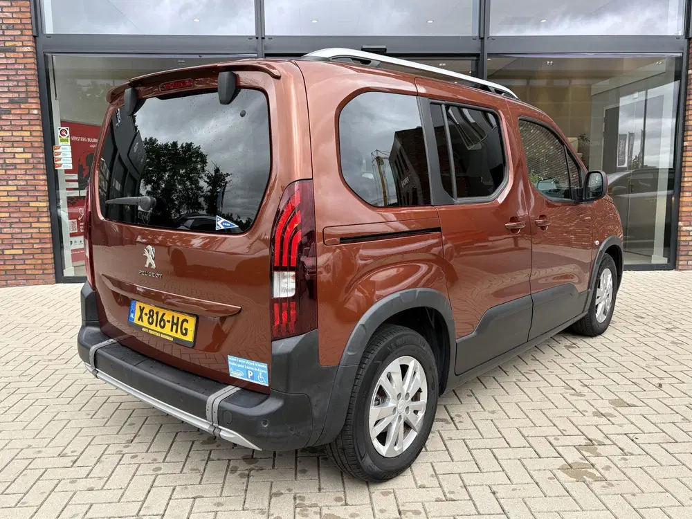 Peugeot Rifter 1.2 Puretech Allure L1 Rolstoelauto Automa uit 2021, foto 13