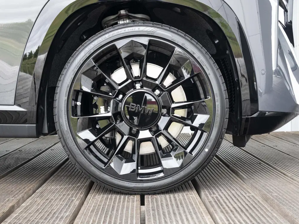BMW XM PHEV 50e High Executive uit 2026, foto 8