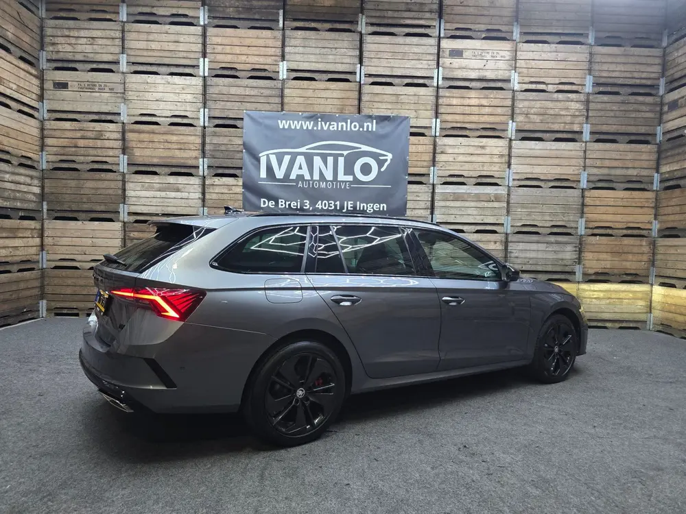 Skoda Octavia 1.4 TSI RS iV PHEV Business Pano HUD Nav uit 2022, foto 17