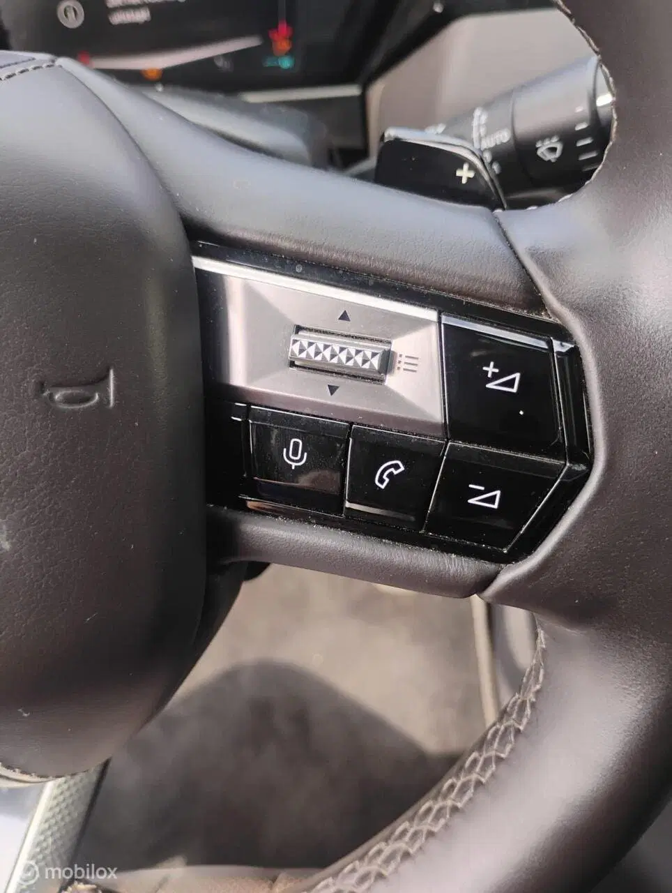 DS Automobiles DS 4 Ds 4 1.6 PHEV 225 E-Tense Hybrid La Premiè uit 2022, foto 12
