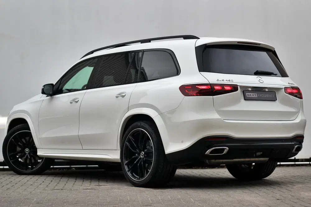 Mercedes-Benz GLS 450 4MATIC AMG Line 7-zits uit 2024, foto 8