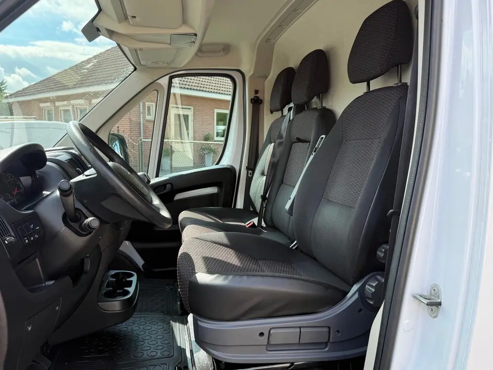 Peugeot Boxer 333 2.2 BlueHDi 140PK L2H2 Camera euro 6 3 uit 2021, foto 10