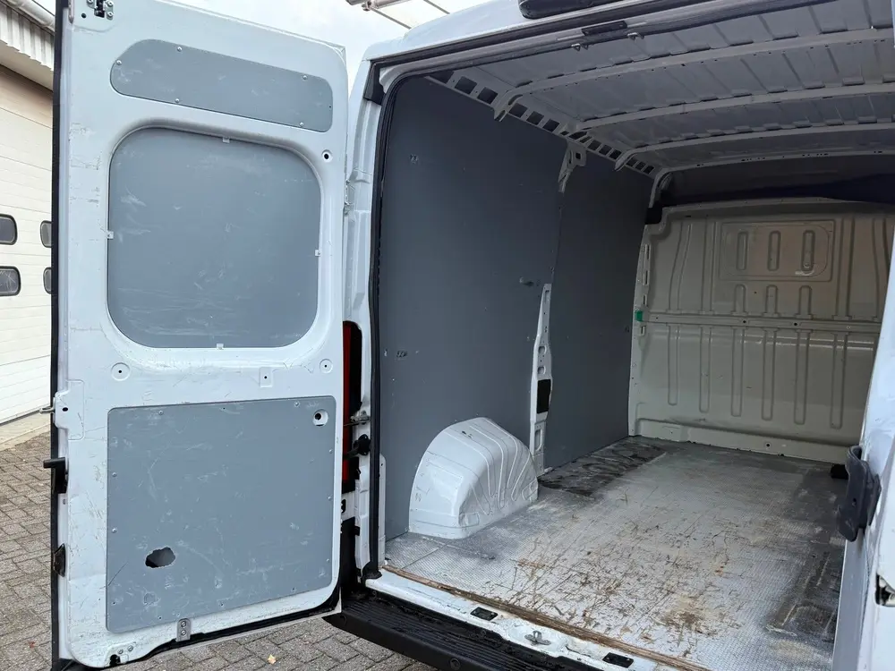 Peugeot Boxer 333 2.2 BlueHDi 140PK L2H2 Camera euro 6 3 uit 2021, foto 20