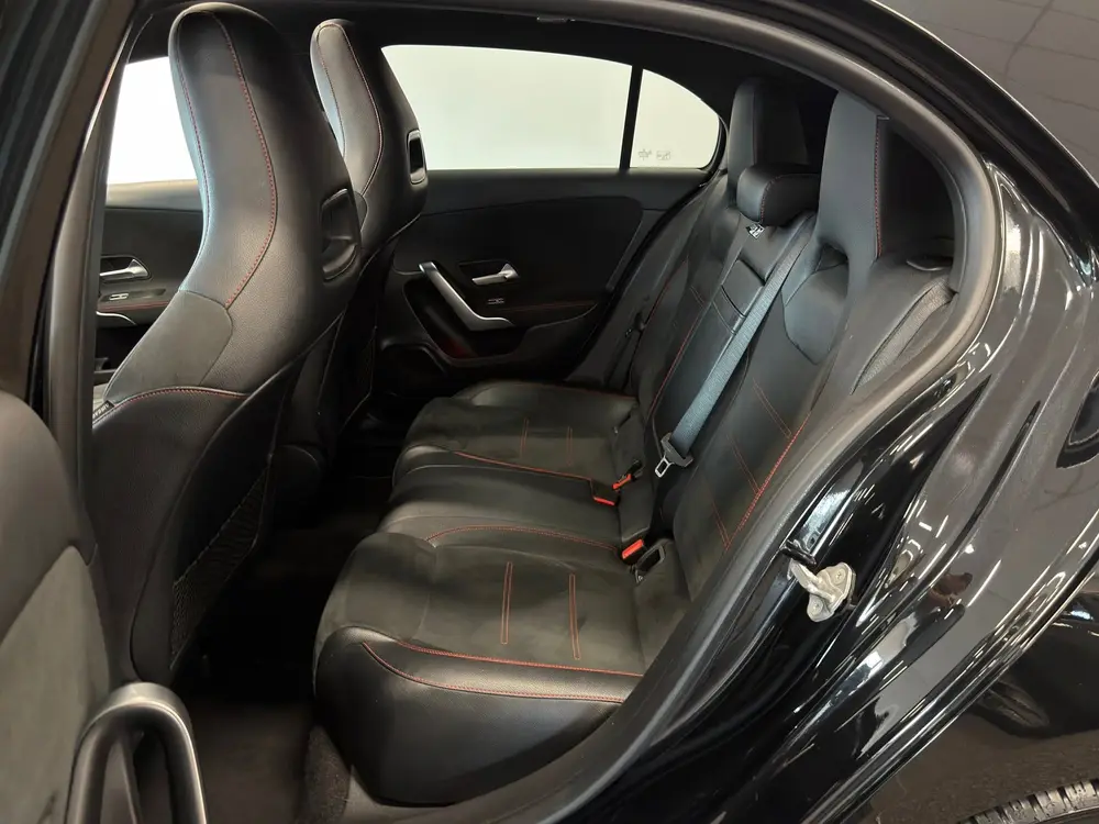Mercedes-Benz A-Klasse 200 d uit 2022, foto 12
