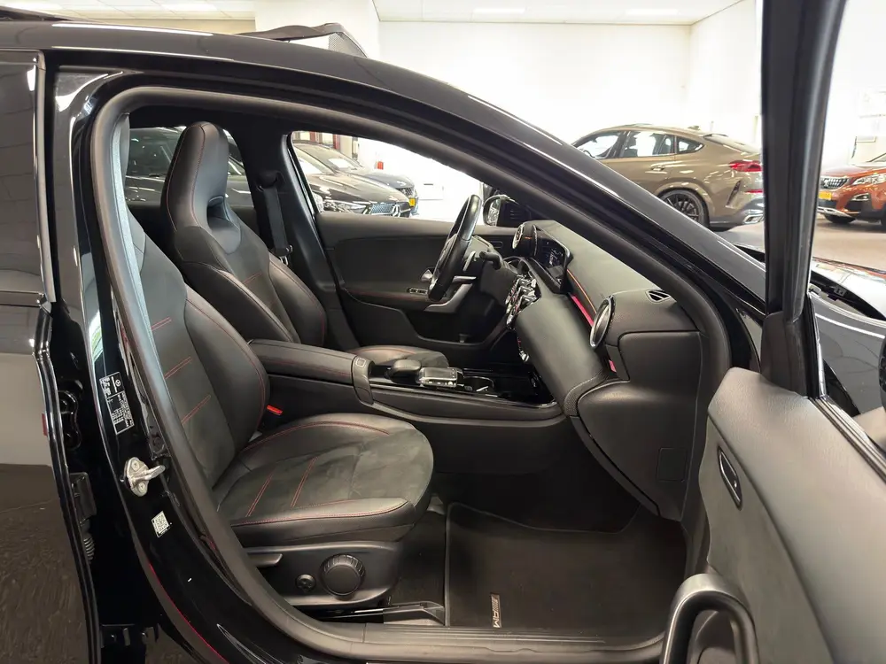 Mercedes-Benz A-Klasse 200 d uit 2022, foto 15