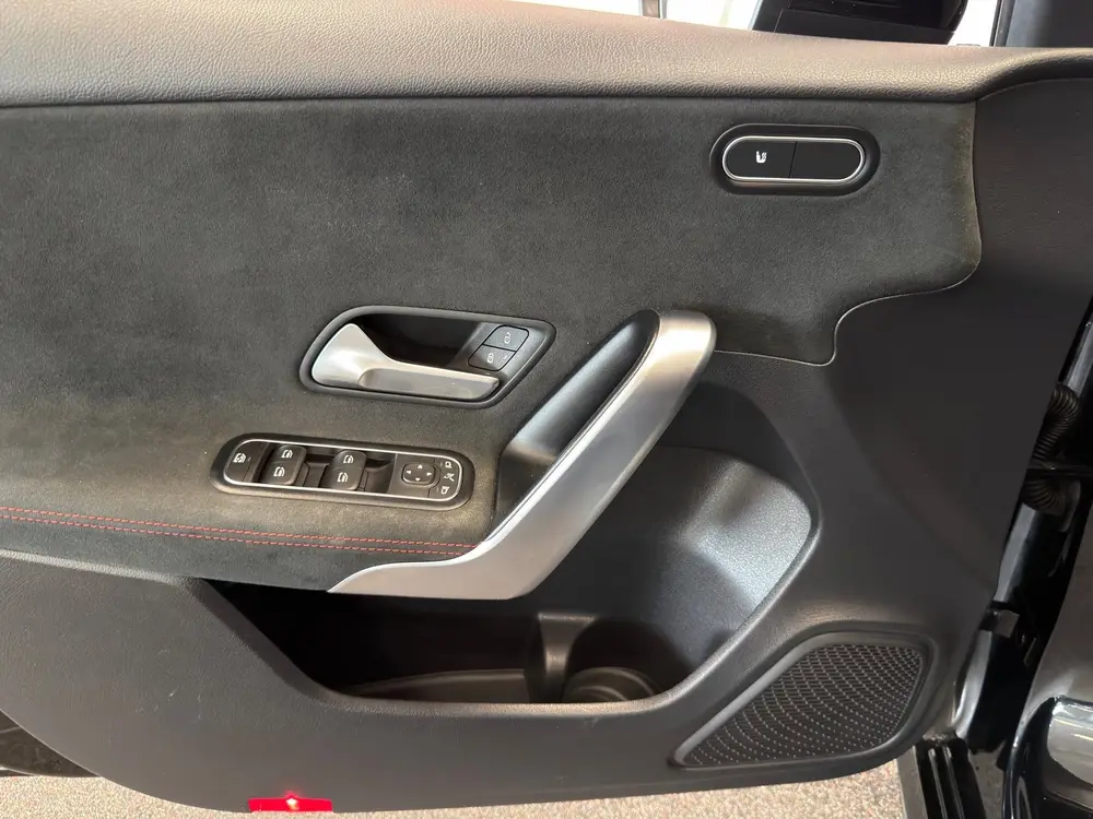 Mercedes-Benz A-Klasse 200 d uit 2022, foto 18