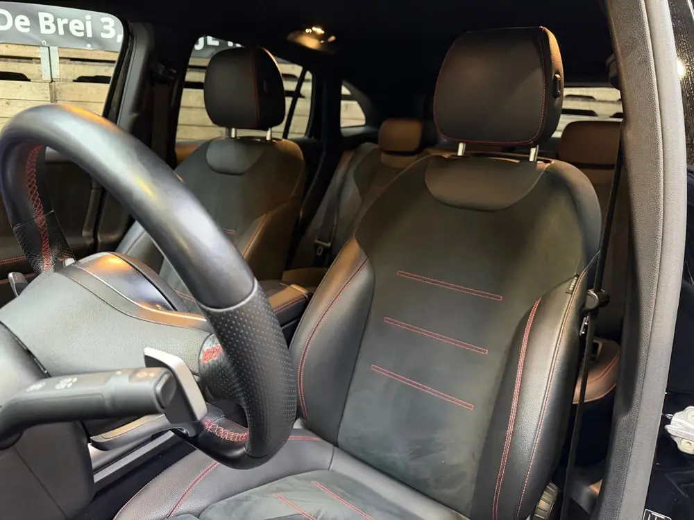 Mercedes-Benz GLA 250 e Business Line AMG Sfeerverlic uit 2022, foto 5