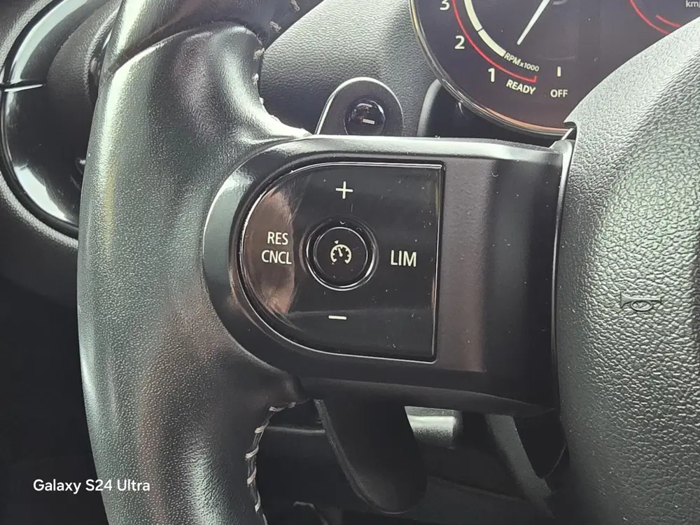 Mini Clubman 2.0 JCW ALL4 Thunder Pack uit 2021, foto 11