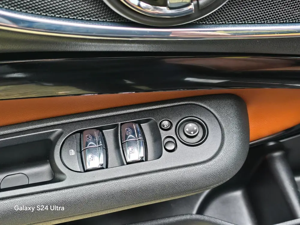 Mini Clubman 2.0 JCW ALL4 Thunder Pack uit 2021, foto 15