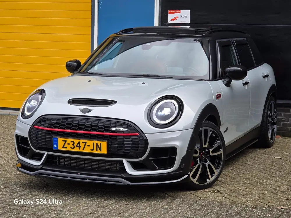 Mini Clubman 2.0 JCW ALL4 Thunder Pack uit 2021, foto 3