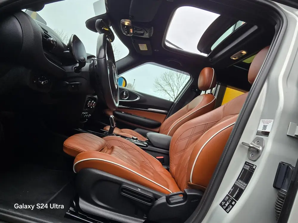 Mini Clubman 2.0 JCW ALL4 Thunder Pack uit 2021, foto 7