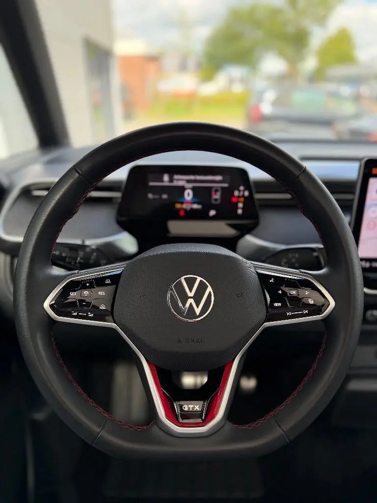 Volkswagen ID. Buzz GTX uit 2025, foto 7