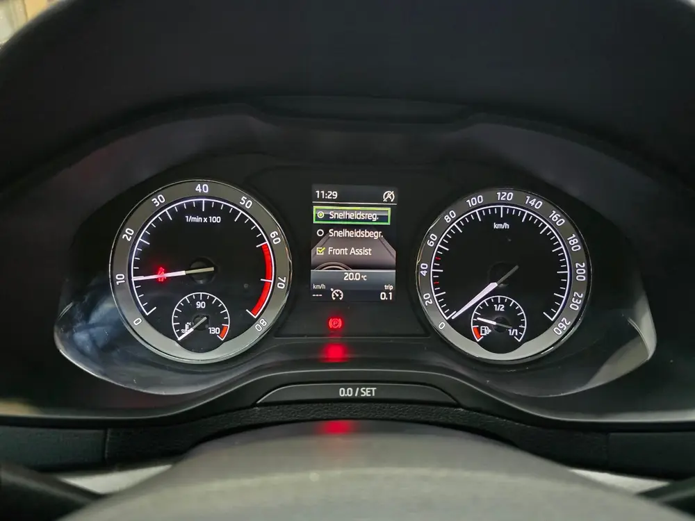 Skoda Karoq 1.0 TSI Ambition Business Navi Carplay tre uit 2019, foto 11