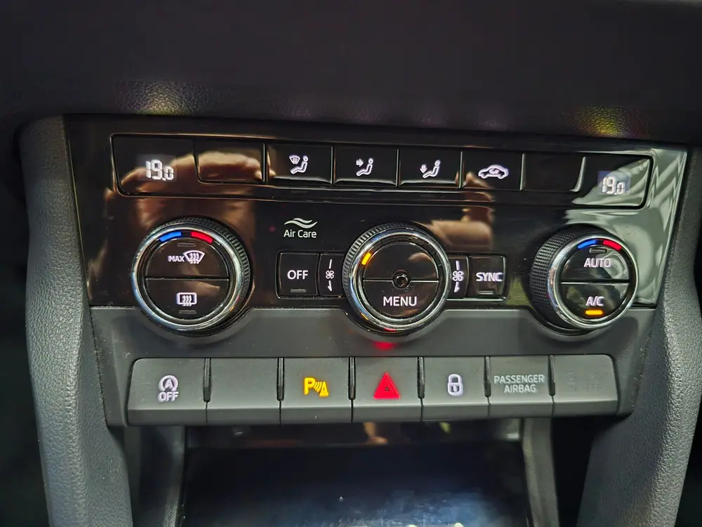 Skoda Karoq 1.0 TSI Ambition Business Navi Carplay tre uit 2019, foto 12