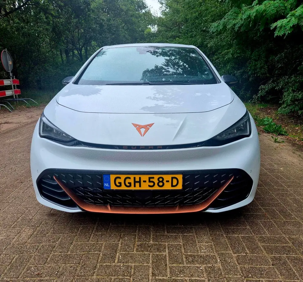 Cupra Born Essential 63 kWh btw auto nap uit 2024, foto 5