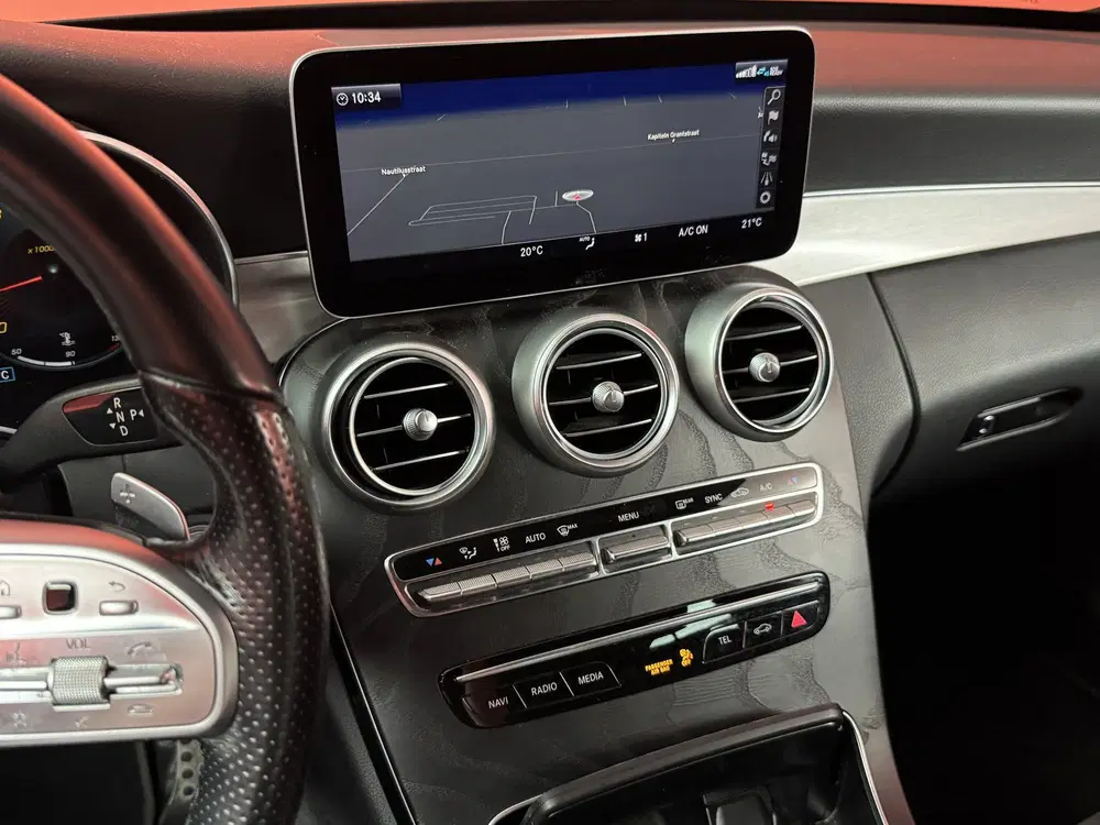 Mercedes-Benz C-Klasse 180 Business Solution AMG uit 2020, foto 19
