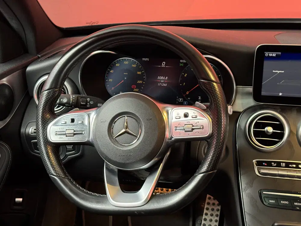 Mercedes-Benz C-Klasse 180 Business Solution AMG uit 2020, foto 9