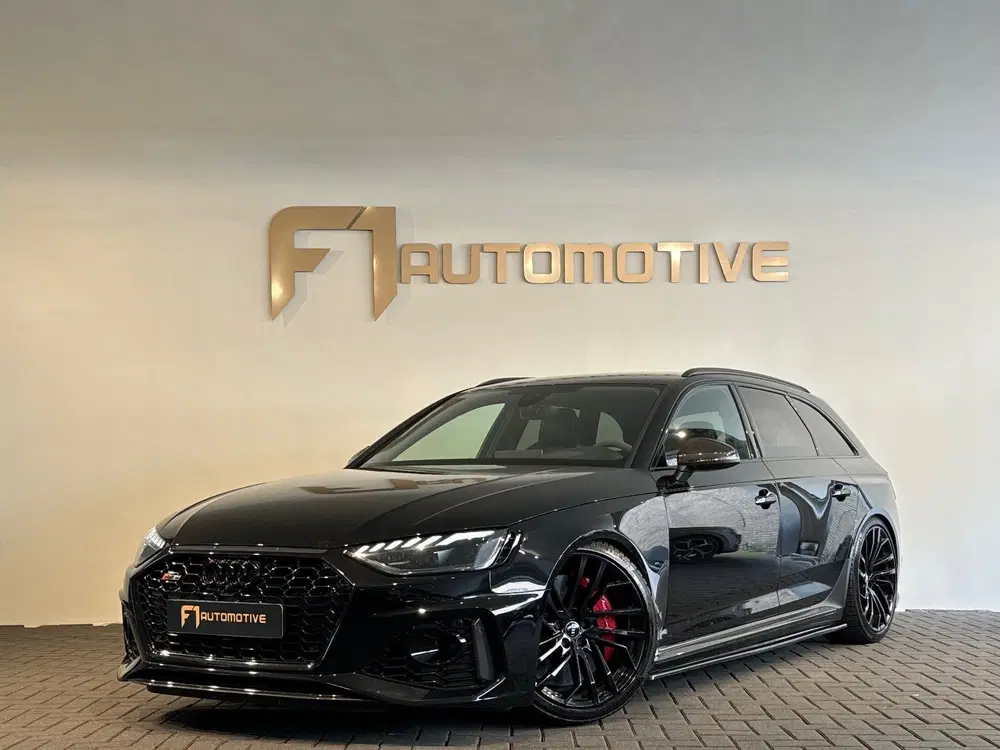 Audi RS4 2.9 TFSI quattro Pano uit 2020