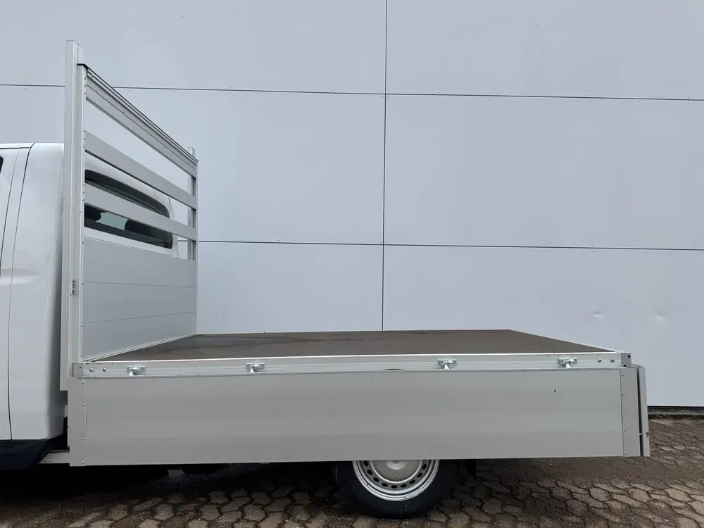 Maxus eDeliver 3 50kWh 122PK Nieuw Open Laadbak 327km WLTP uit 2025, foto 12