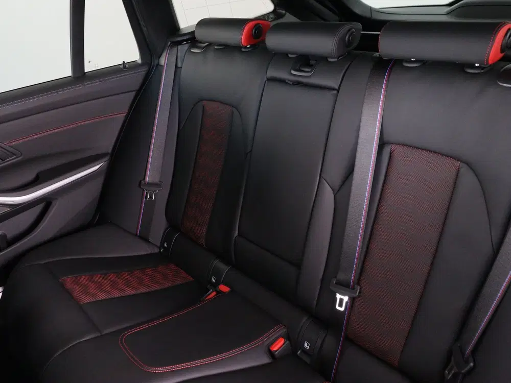 BMW M3 CS Touring (bj 2025 uit 2025, foto 20