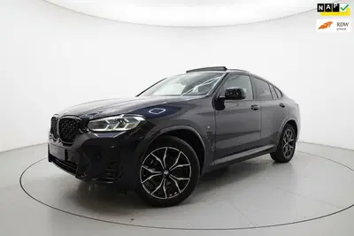 BMW X4 XDrive20i M SPORT PANO LASER SFEERVERLICHT uit 2022