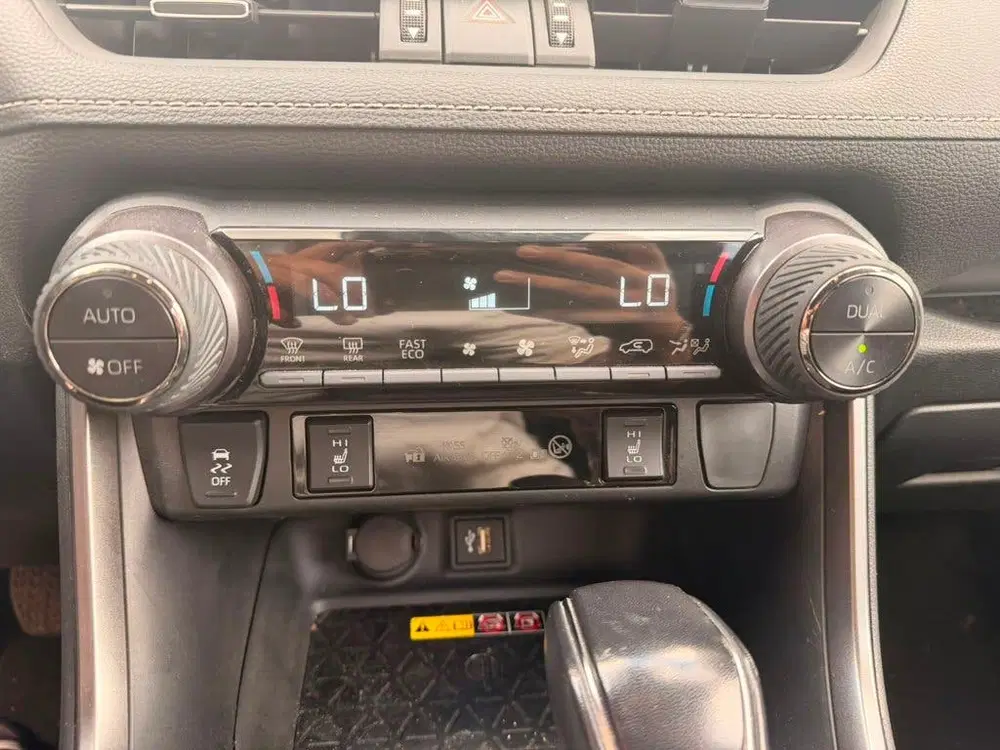Toyota RAV 4 2.5 Plug-in Hybrid AWD GR SPORT uit 2025, foto 6