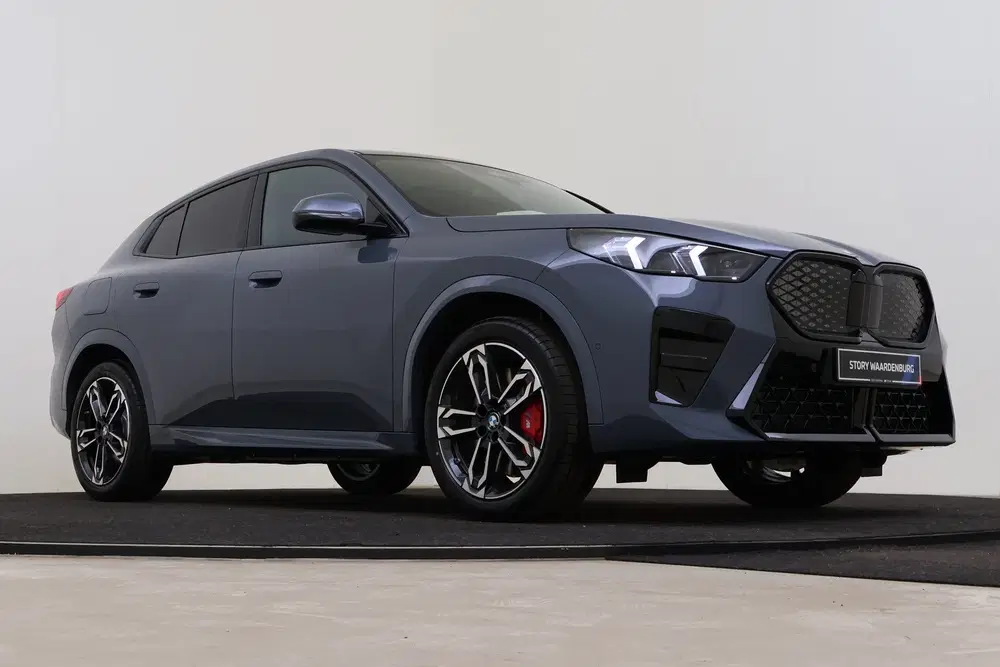 BMW iX2 eDrive20 M Sport uit 2026, foto 10