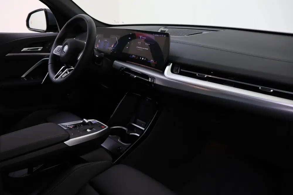 BMW iX2 eDrive20 M Sport uit 2026, foto 16