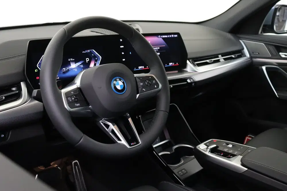 BMW iX2 eDrive20 M Sport uit 2026, foto 3