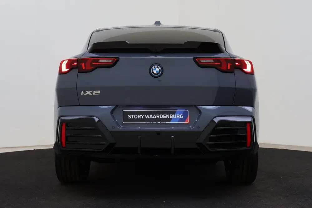 BMW iX2 eDrive20 M Sport uit 2026, foto 5