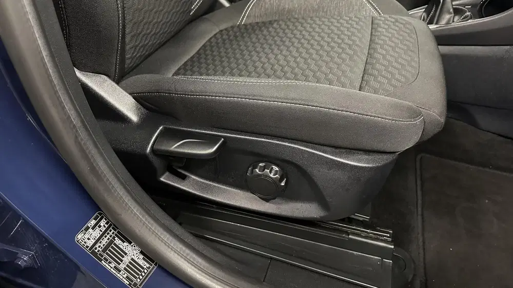 Ford Puma 1.0 EcoBoost Hybrid Titanium NAVI CRUISE L uit 2021, foto 17