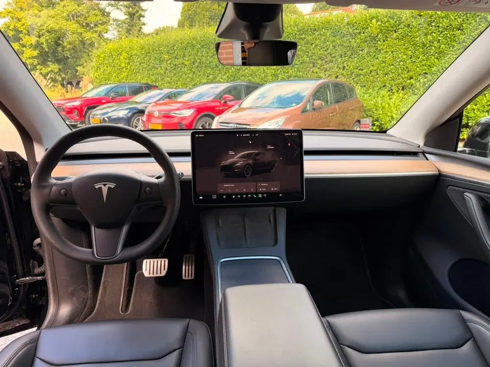 Tesla Model Y Performance AWD 75 kWh uit 2022, foto 3