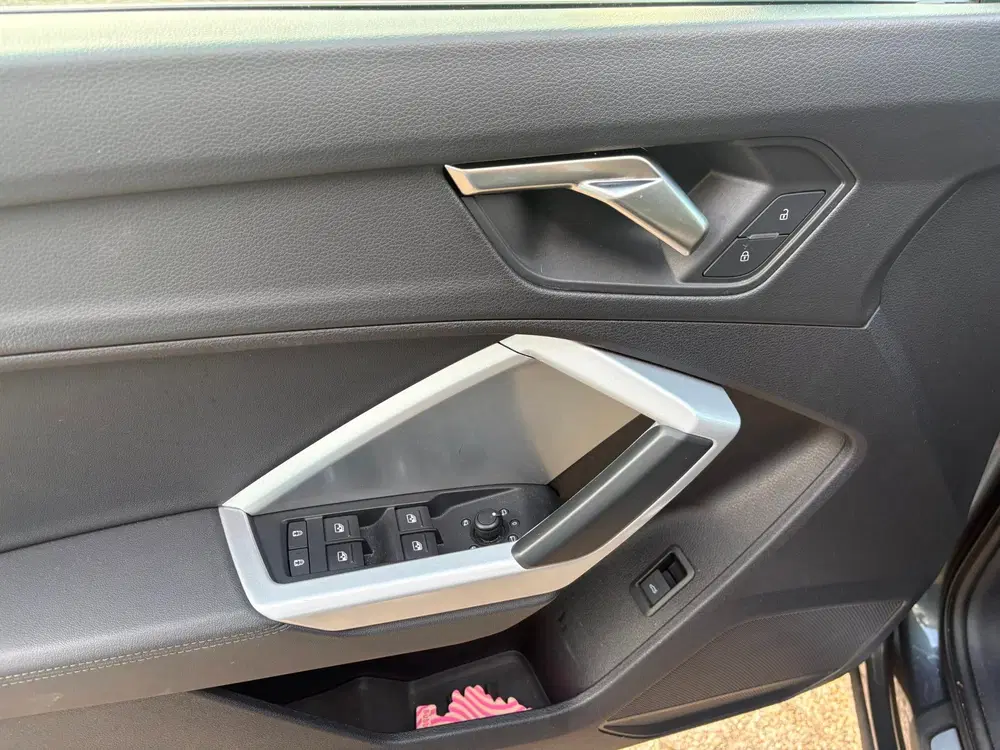 Audi Q3 35 TFSI S Edition uit 2022, foto 12
