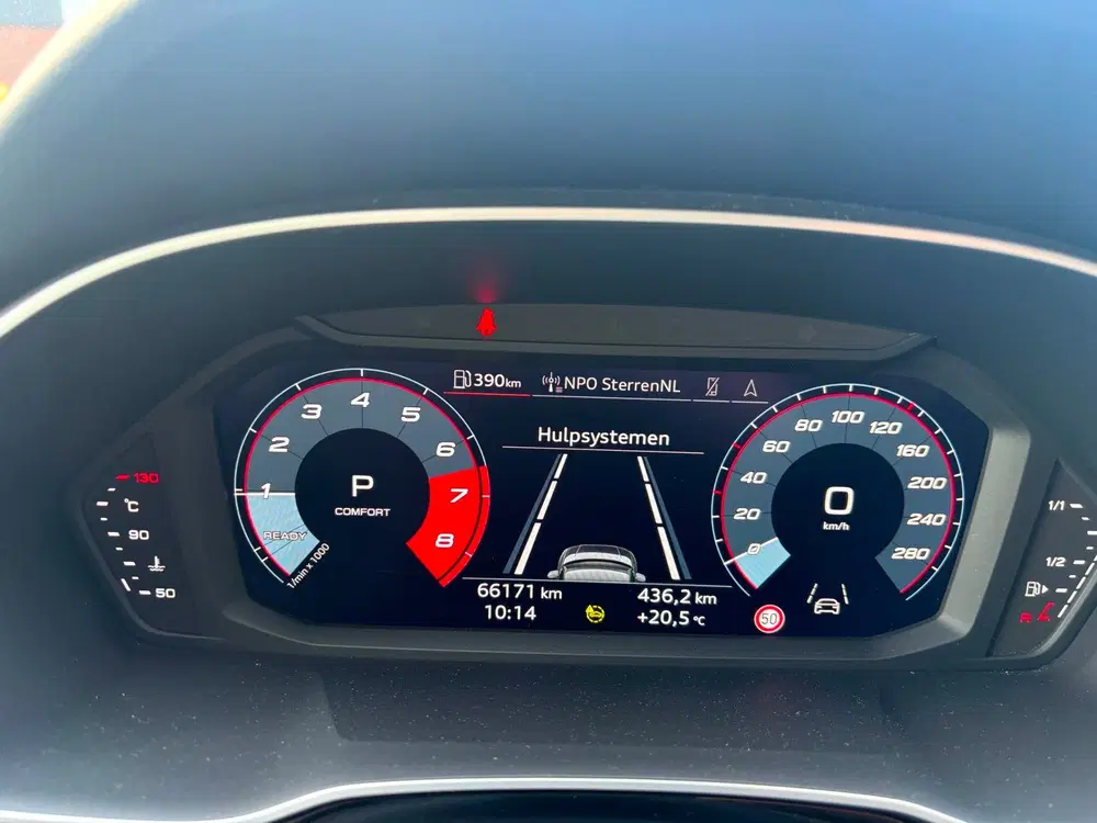 Audi Q3 35 TFSI S Edition uit 2022, foto 14