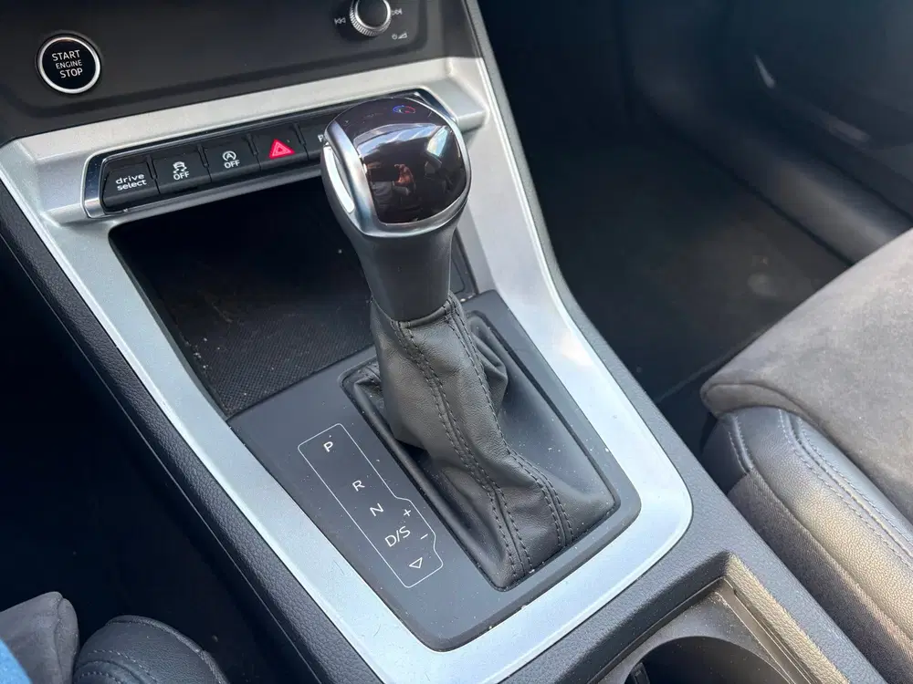Audi Q3 35 TFSI S Edition uit 2022, foto 17