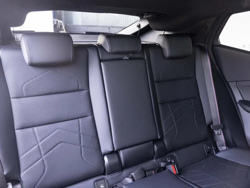 BMW iX2 eDrive20 SoH 100% uit 2025, foto 11