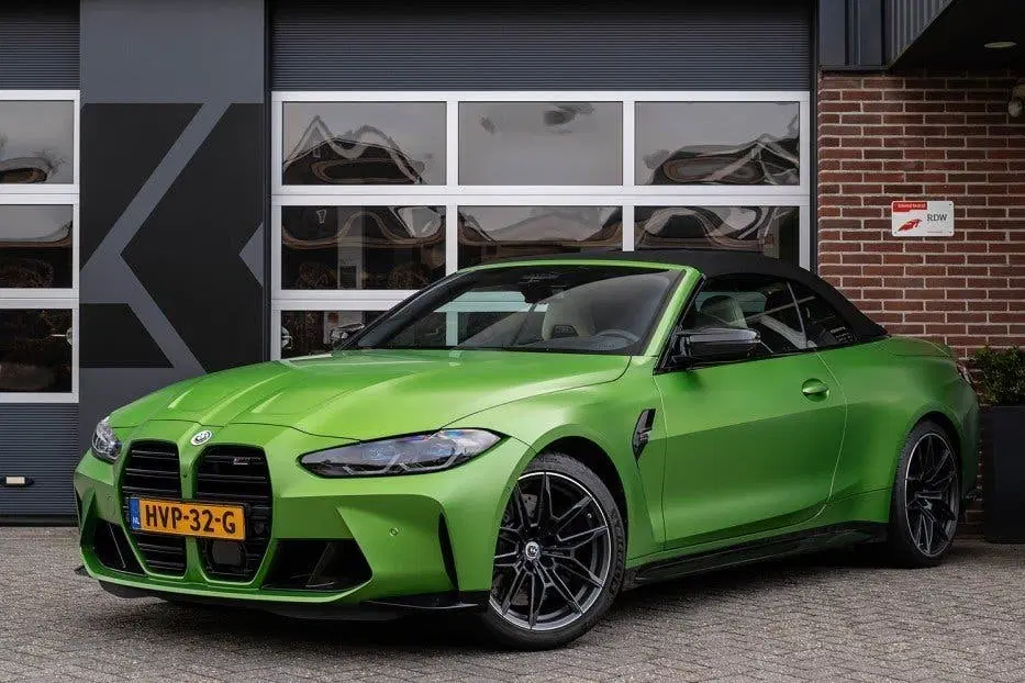 BMW M4 BMW M4 Competition xDrive Cabrio uit 2022, foto 12