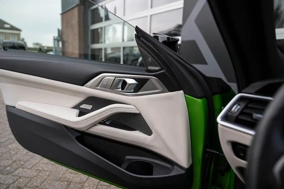 BMW M4 BMW M4 Competition xDrive Cabrio uit 2022, foto 17
