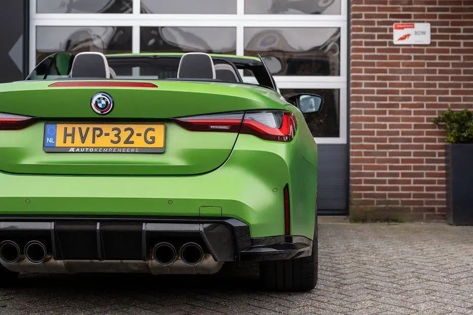 BMW M4 BMW M4 Competition xDrive Cabrio uit 2022, foto 4