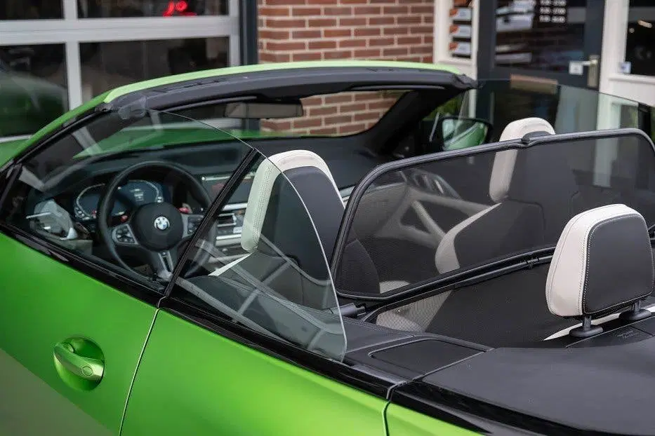 BMW M4 BMW M4 Competition xDrive Cabrio uit 2022, foto 9