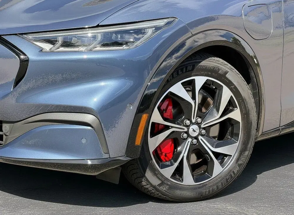 Ford Mustang Mach-E Extended AWD 98 kWh uit 2021, foto 5