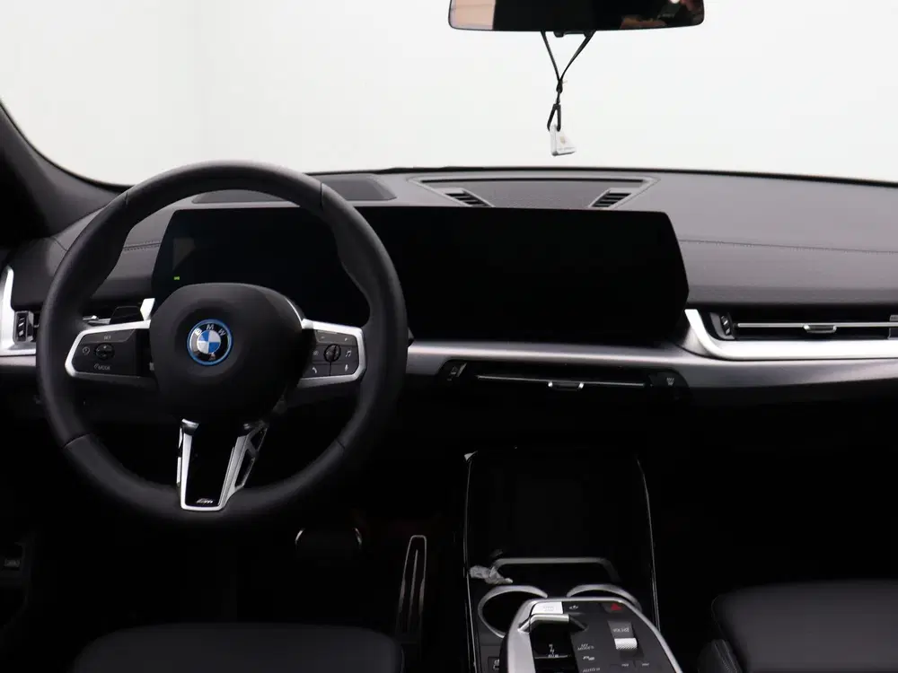 BMW iX2 xDrive30 67 kWh M Sport Edition (bj 2025 uit 2025, foto 12
