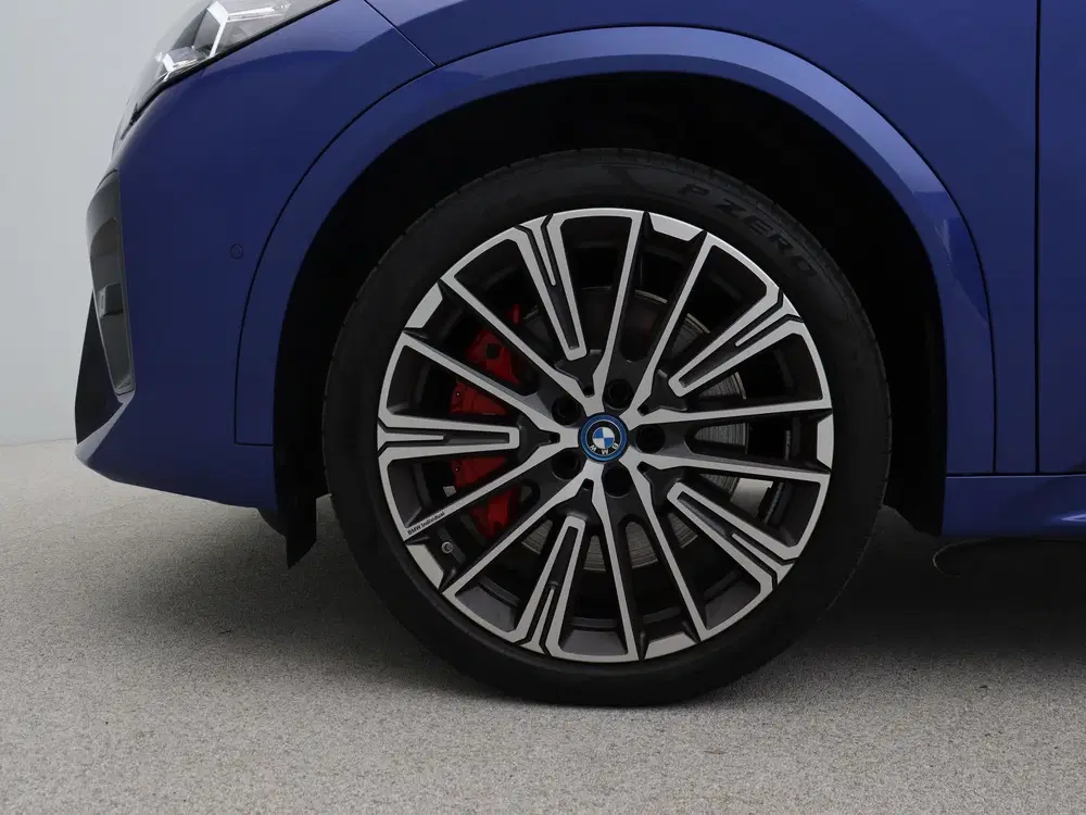 BMW iX2 xDrive30 67 kWh M Sport Edition (bj 2025 uit 2025, foto 18