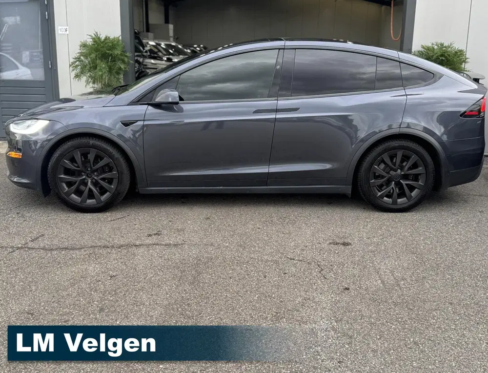 Tesla Model X Base AWD 7 personen 100 KWH uit 2022, foto 4